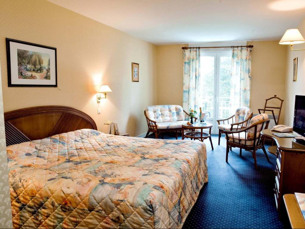Chambre Hôtel Le Veurdre
